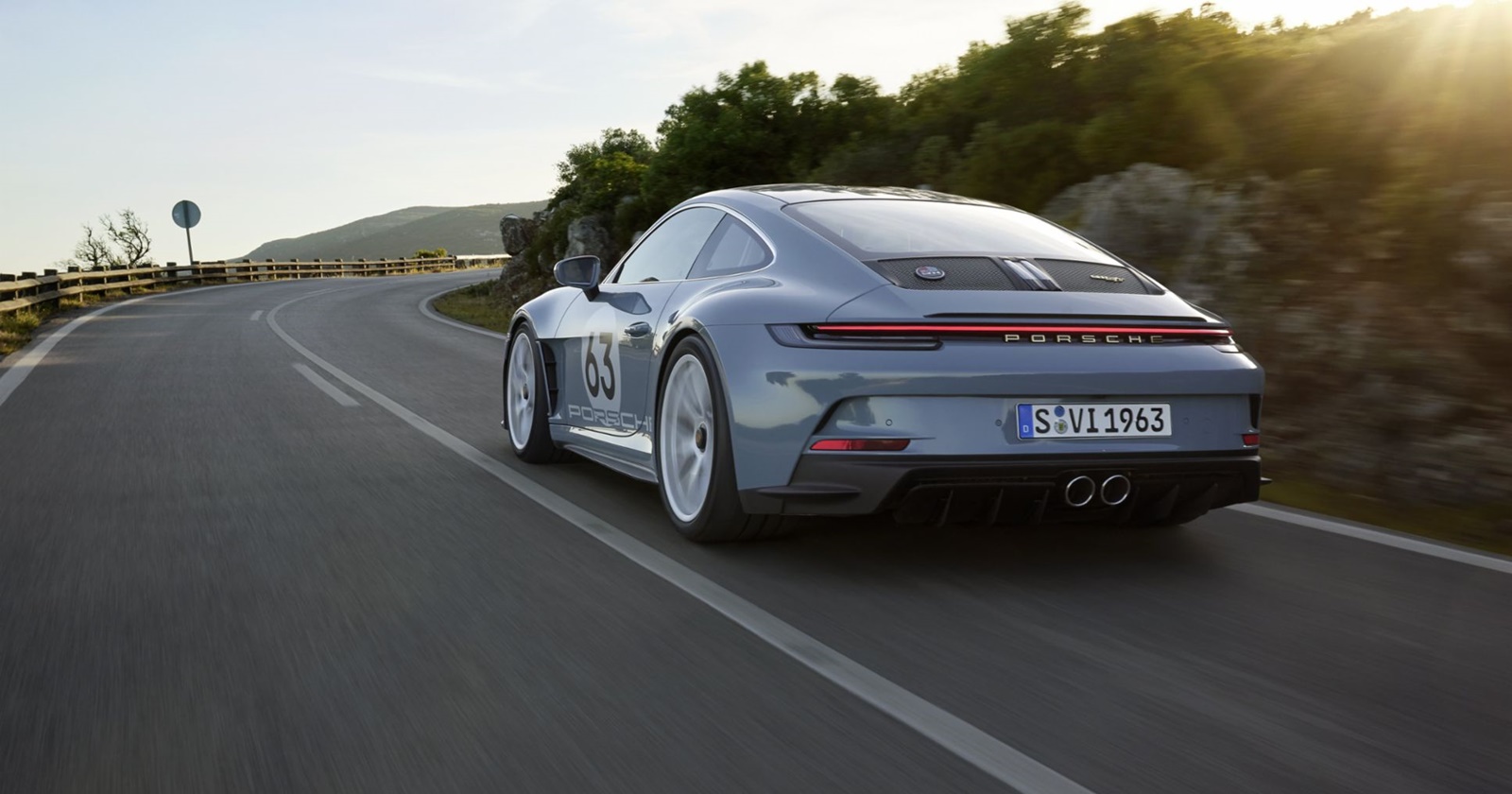 porsche-911-s-t-bir-yil-kiralik.jpg