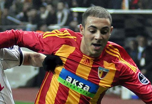 amrabat3-48661_501.jpg