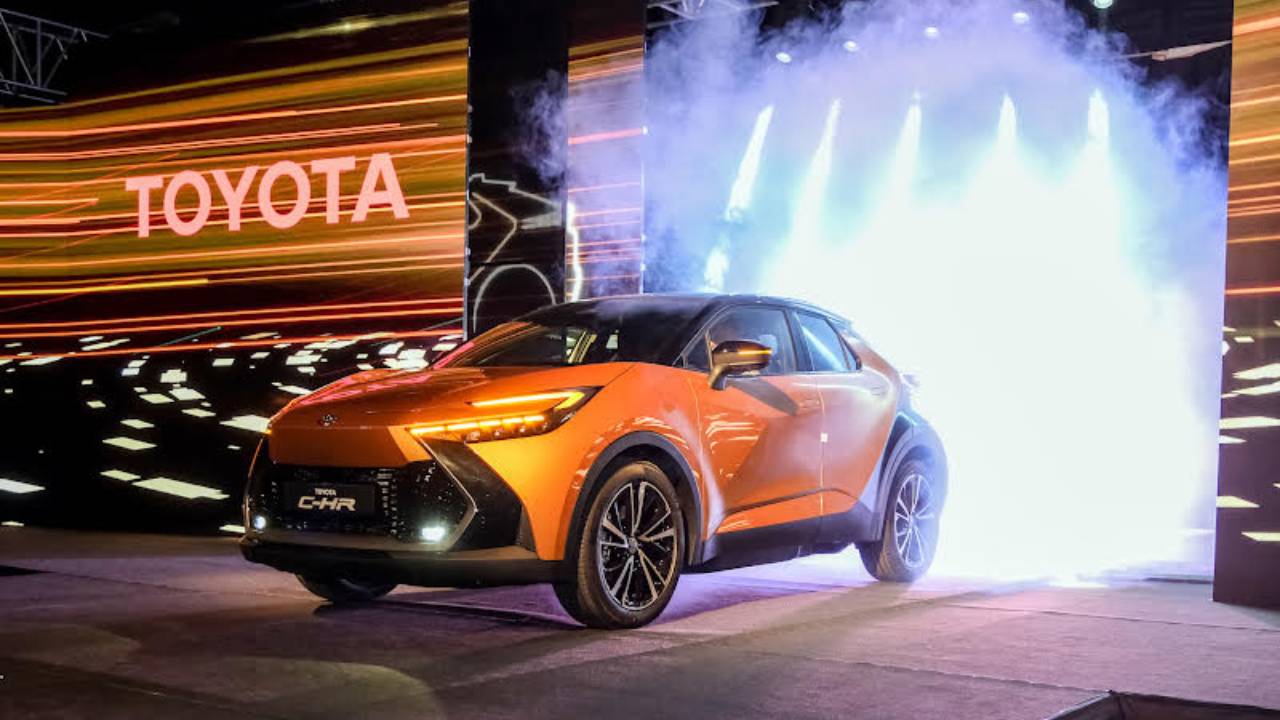 sakarya-yerli-toyota-c-hr-uretimi-1.jpg