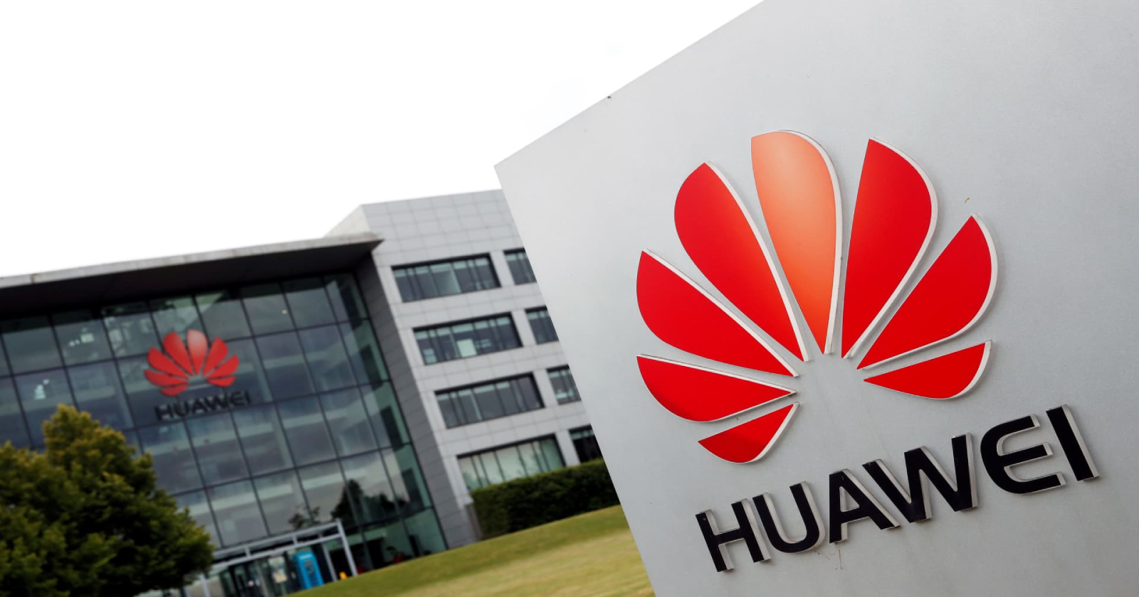 huawei-apple-daha-degerli-olabilir.jpg