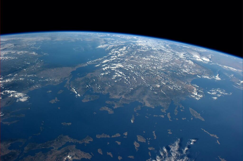 Bp8T5ACCEAAs6ON.jpg:large