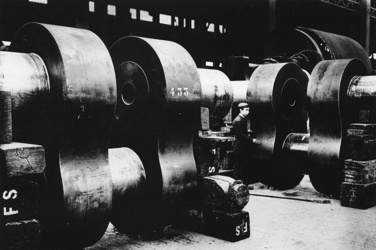 03_titanic_crankshaft.jpg