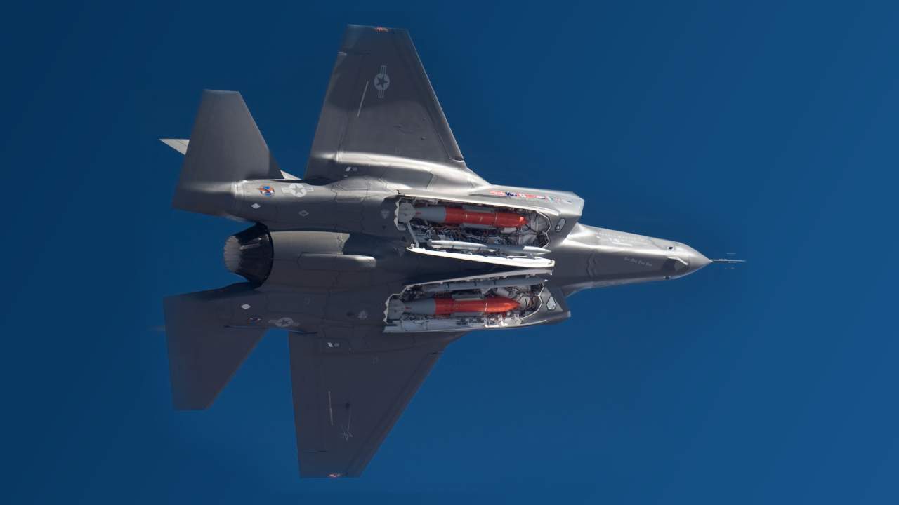 f-35A-nukleer-bomba-onayi-aldi.jpg