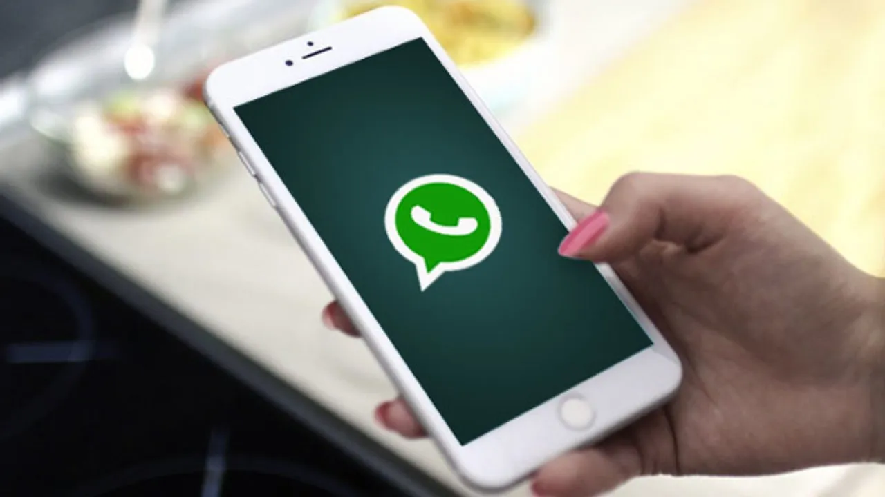 whatsapp-iki-iphone-modeli-icin-destegini-sonlandirdi-1.webp