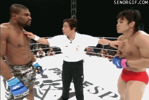 r8Av4.gif