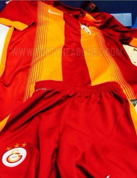 Galatasaray-14-15-Home-Kit.jpg