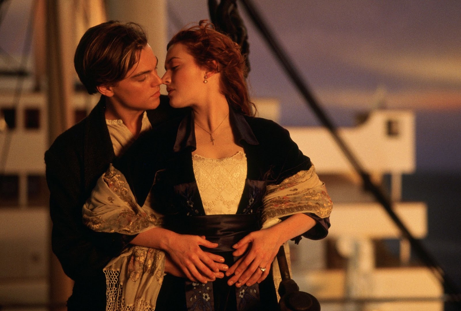 Titanic+kiss.jpg