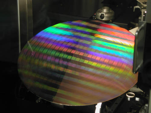 idf07_03_wafer_spin.jpg