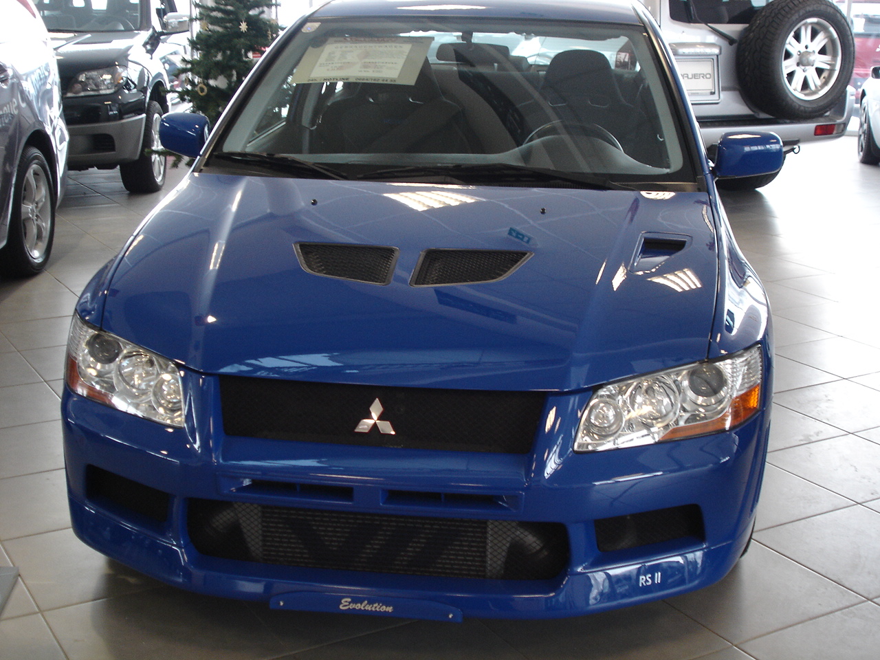 Mitsubishi_Lancer_Evo_VII.jpg