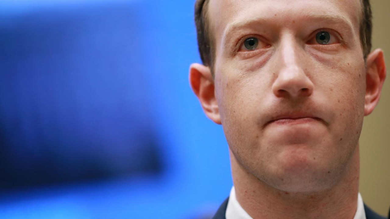 mark-zuckerberg-facebookun-cokmesinden-olumsuz-etkilendi.jpg