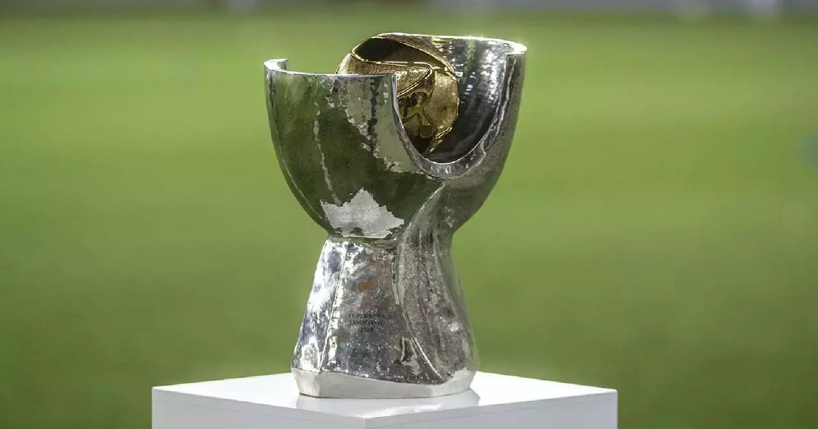 tff-super-kupa-finali-suudi-arabistanda-oynanacak-iste-stadyum-ve-tarihi.jpg