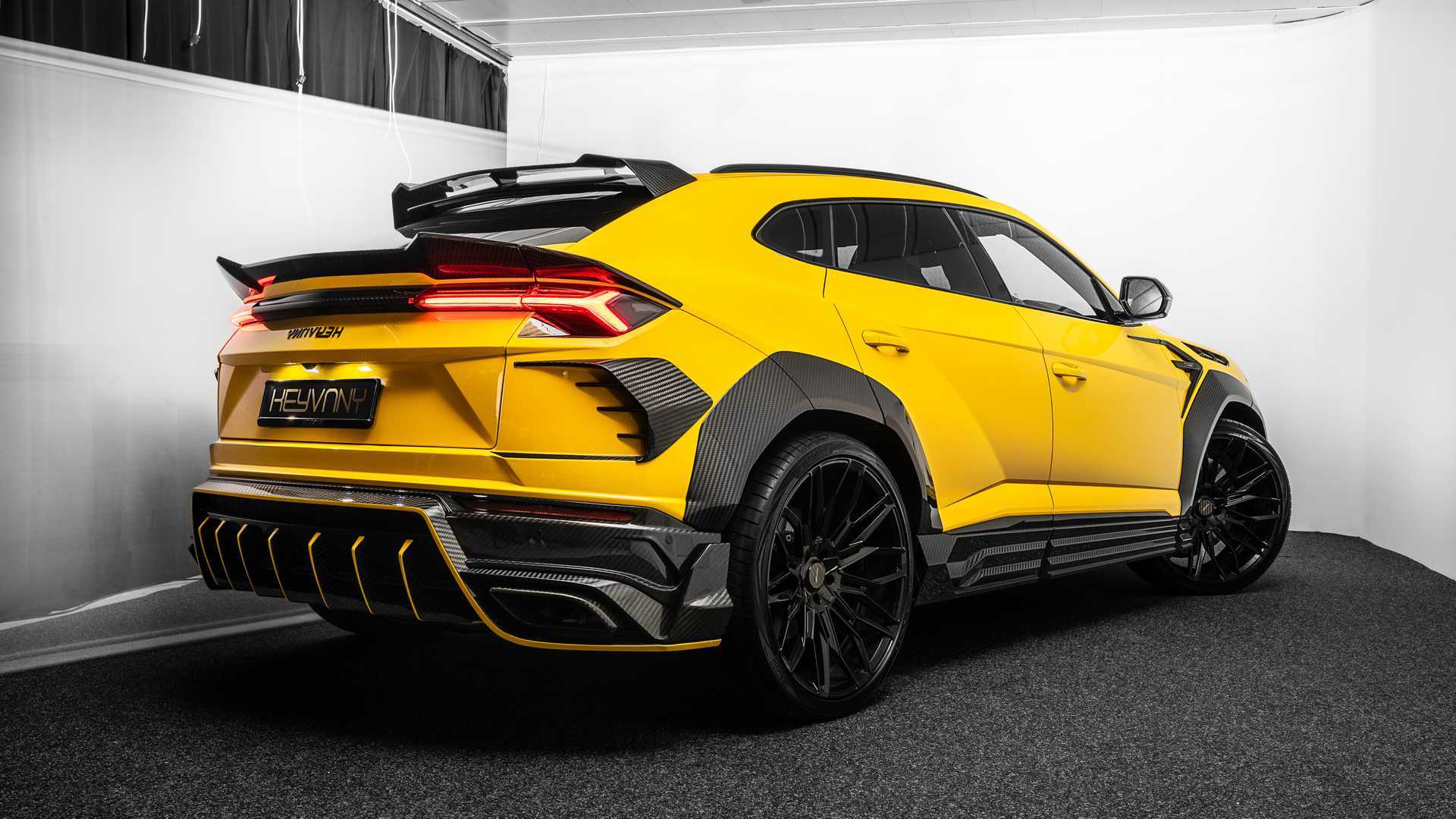 Keyvany firması Lamborghini Urus'un görünümünü sıradışı hale getirmiş