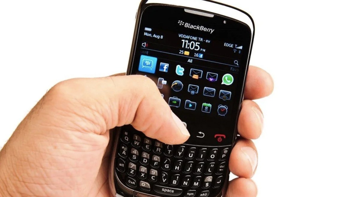 bir-donemin-efsanesi-blackberry-nasil-gozlerden-kayboldu-3.jpg