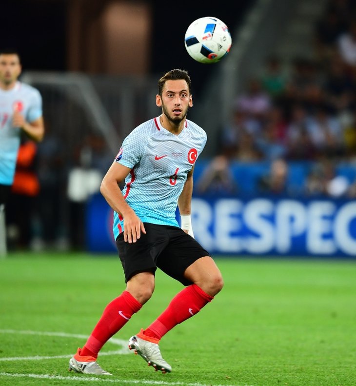 Galatasaray'dan Hakan Çalhanoğlu bombası