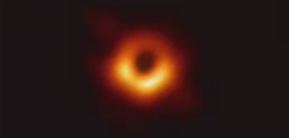 NASA kara delik (black hole) fotoğrafı paylaştı! Kara delik nedir? İşte o görüntüler...