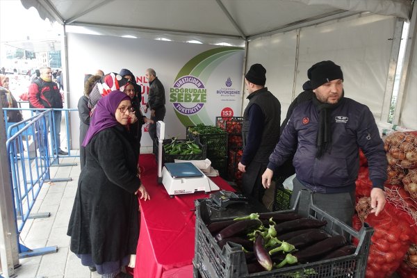 Taksim Meydanı'na da tanzim satış noktası kuruldu