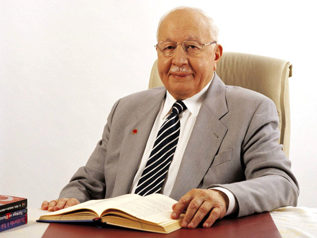 Necmettin Erbakan'ın 8. ölüm yıldönümü! Necmettin Erbakan kimdir?