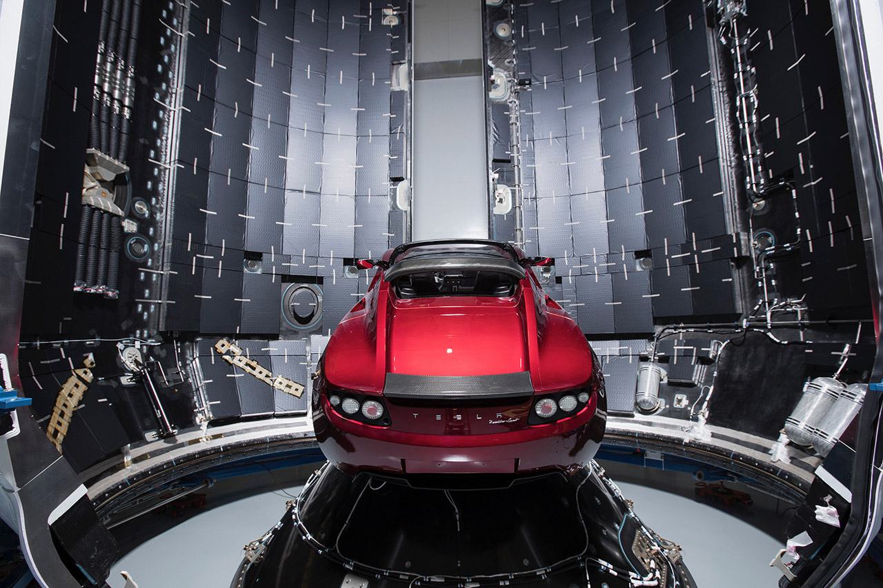 tesla_roadster_falcon_heavy-1.jpg