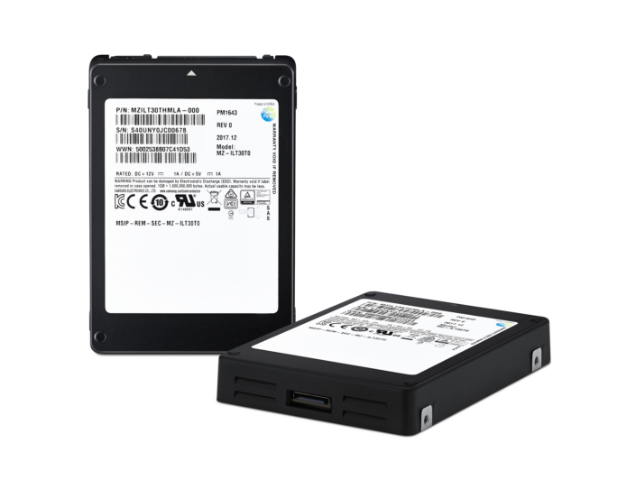 Samsung-30.72TB-SSD_02_main_1.jpg