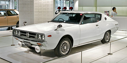 440px-Nissan_Skyline_C111_2000_GTX-E_001.jpg